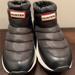 Hunter Black Quilted Boots
